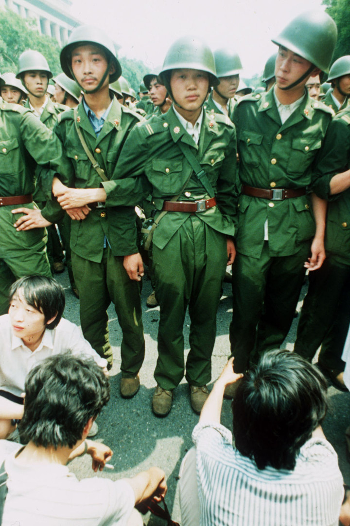 Young soldiers during the 1989 protests